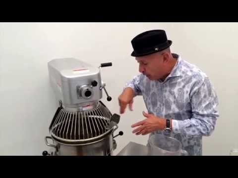 Dolly III Pasta Extruder with Mixer